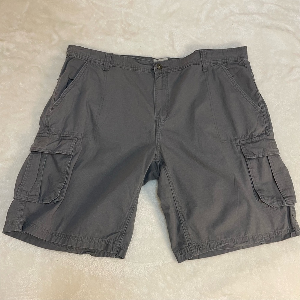 Field & Stream Gray Cotton Cargo Shorts Men’s Waist Size 42